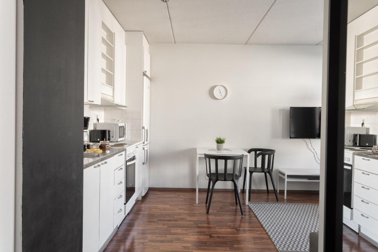 Hiisi Homes Helsinki Soernaeinen Екстериор снимка