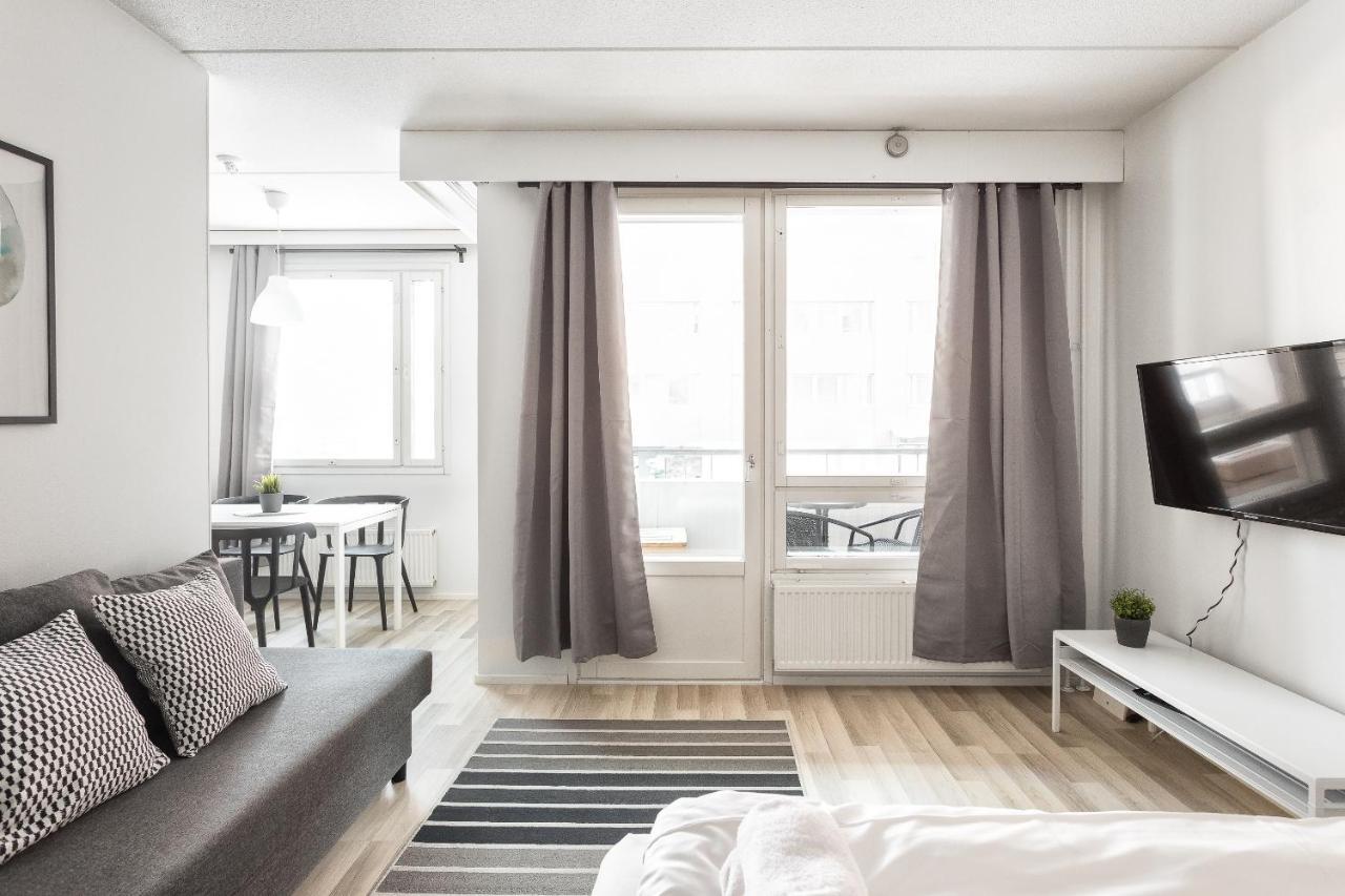 Hiisi Homes Helsinki Soernaeinen Екстериор снимка
